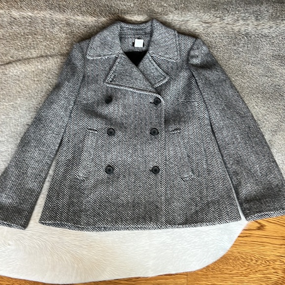 J. Crew Factory Jackets & Blazers - EUC J. Crew Factory 💯% Wool Black and White Herringbone Pea Coat